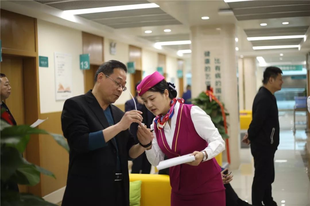 儋州24小时套医保卡(北京医保卡使用指南)